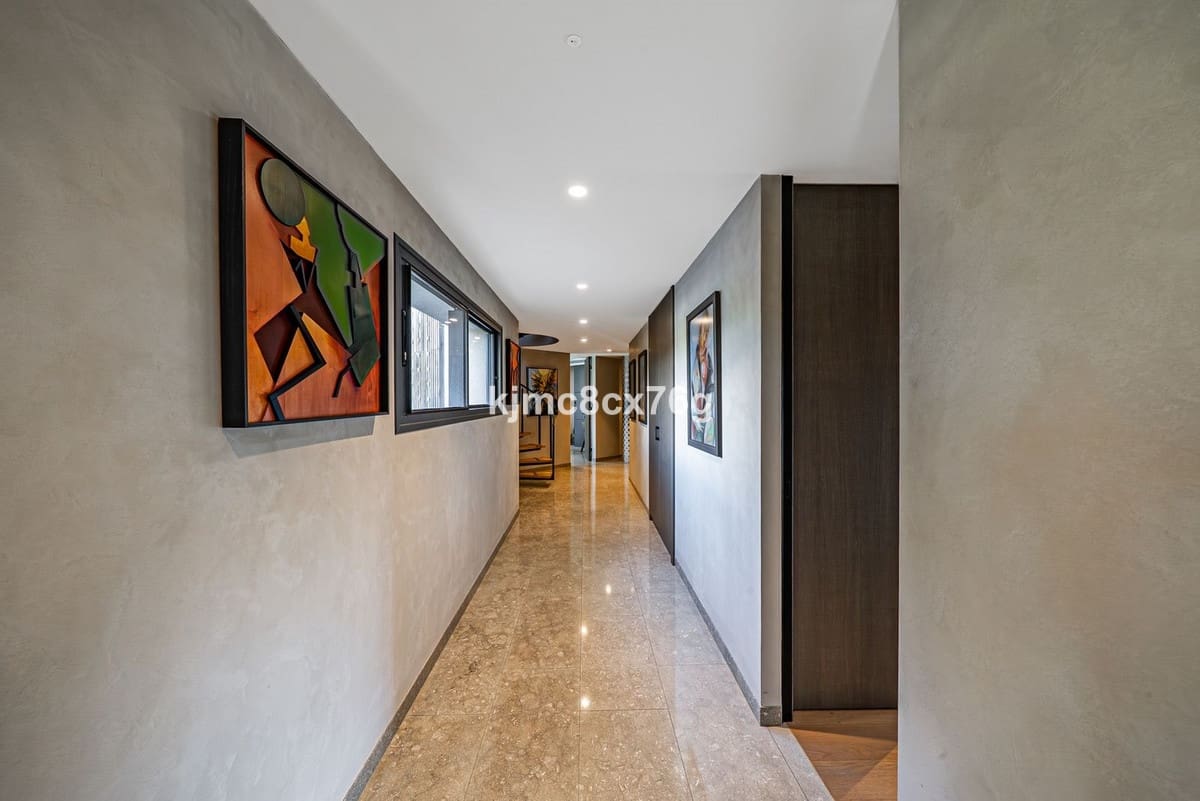 10 sypialnia Willa na sprzedaż w Guadalmina - 12 900 000 € (Ref: 9344500)