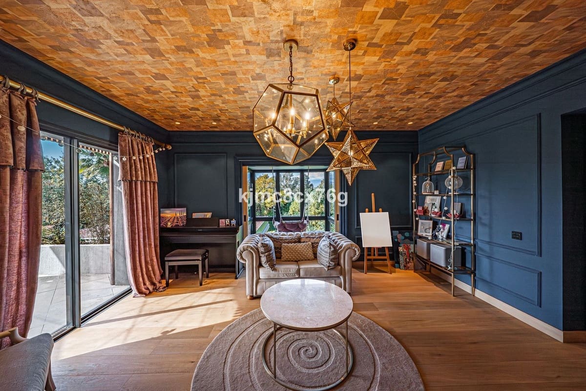 10 sypialnia Willa na sprzedaż w Guadalmina - 12 900 000 € (Ref: 9344500)