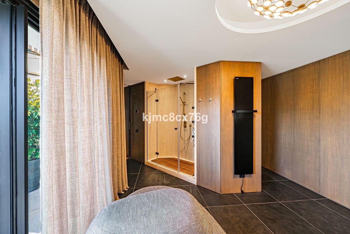 10 sypialnia Willa na sprzedaż w Guadalmina - 12 900 000 € (Ref: 9344500)