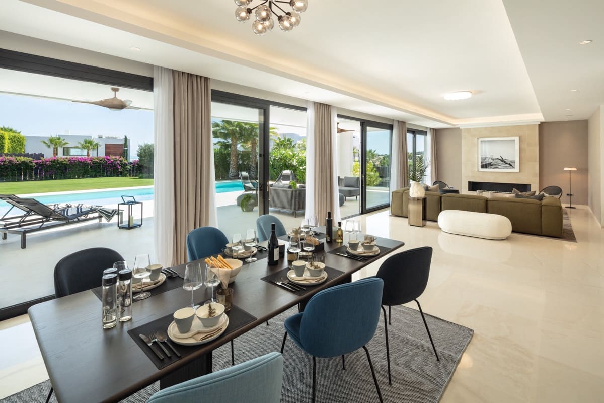 5 sypialnia Willa na sprzedaż w Nueva Andalucia z basenem - 3 550 000 € (Ref: 9344501)