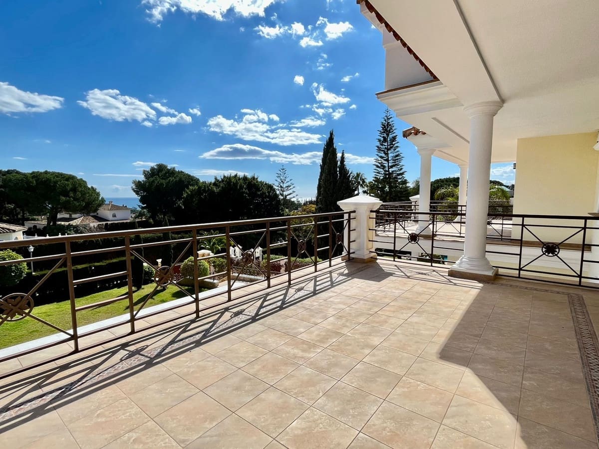 6 soveværelse Villa til salg i El Rosario med swimmingpool - € 3.550.000 (Ref: 9344502)