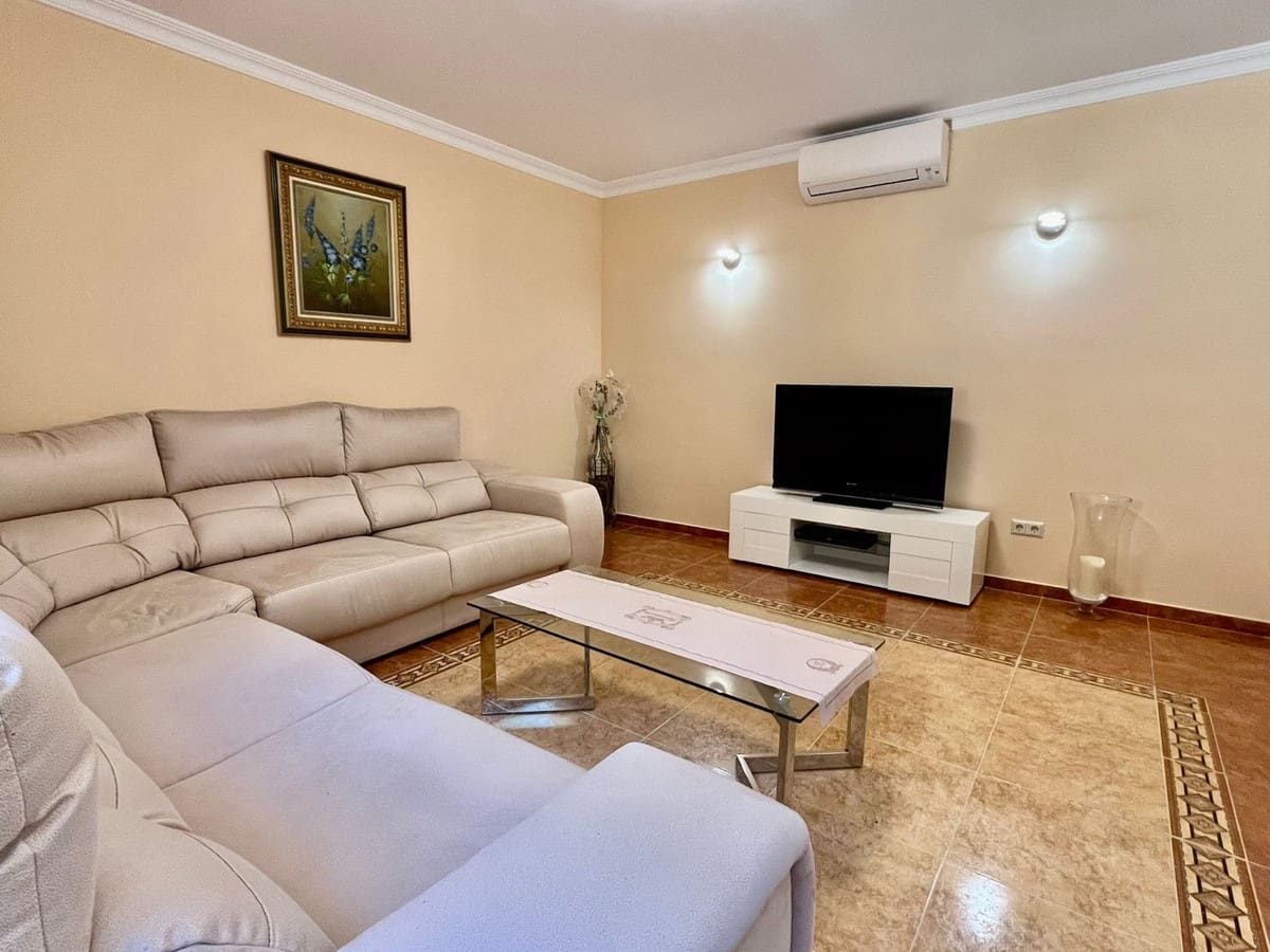 6 soveværelse Villa til salg i El Rosario med swimmingpool - € 3.550.000 (Ref: 9344502)