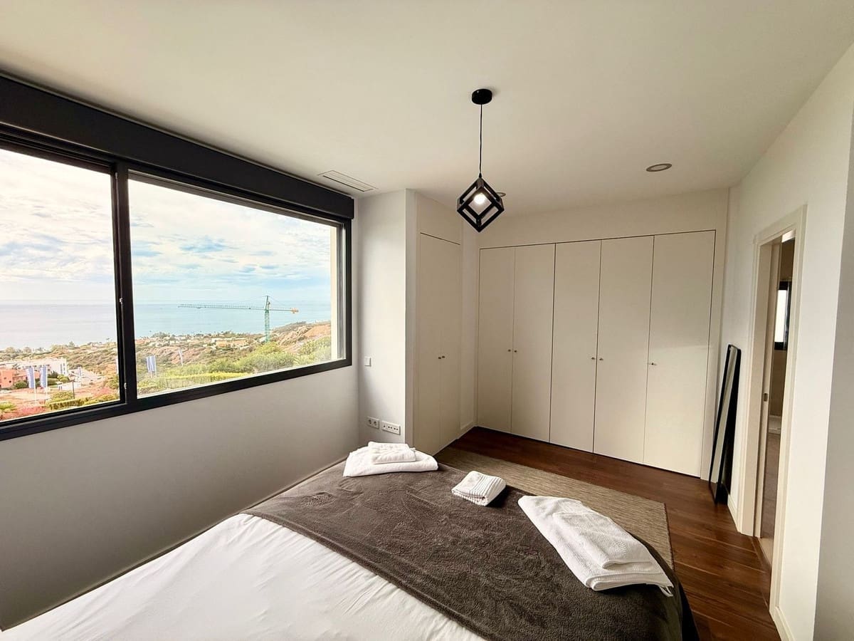 4 sypialnia Willa na sprzedaż w Manilva z basenem - 1 075 000 € (Ref: 9344504)