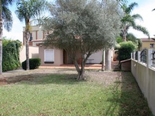 4 slaapkamer Villa te koop in Tacoronte met garage - € 840.000 (Ref: 1888057)