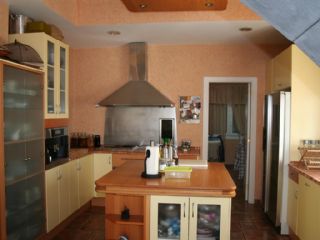 4 slaapkamer Villa te koop in Tacoronte met garage - € 840.000 (Ref: 1888057)