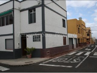 3 slaapkamer Huis te koop in Los Silos met garage - € 199.000 (Ref: 1947067)