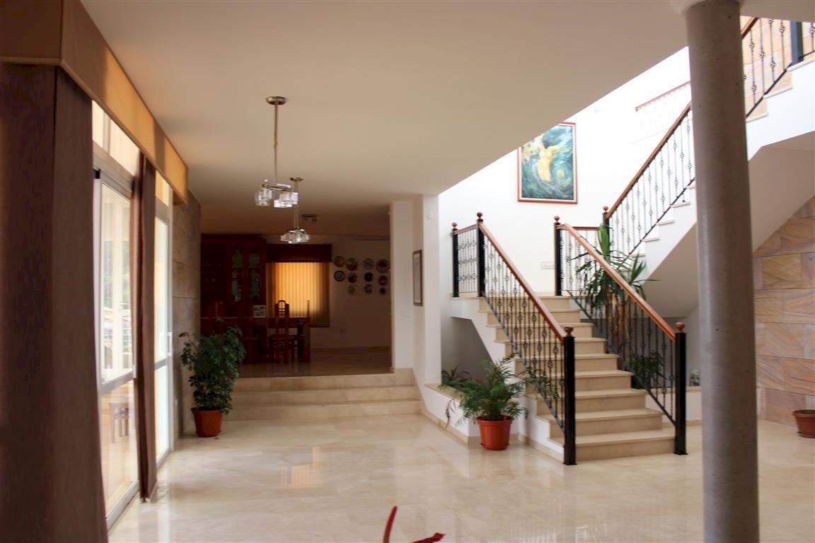 6 soverom Villa til salgs i El Sauzal med garasje - € 1 095 000 (Ref: 2621773)