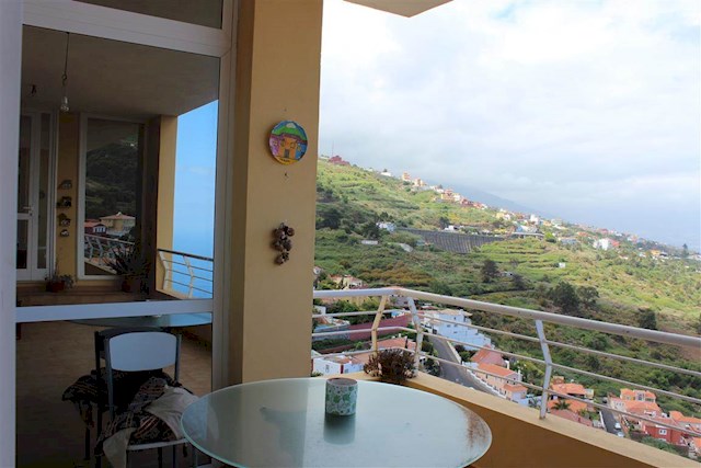 6 slaapkamer Villa te koop in El Sauzal met garage - € 1.095.000 (Ref: 2621773)