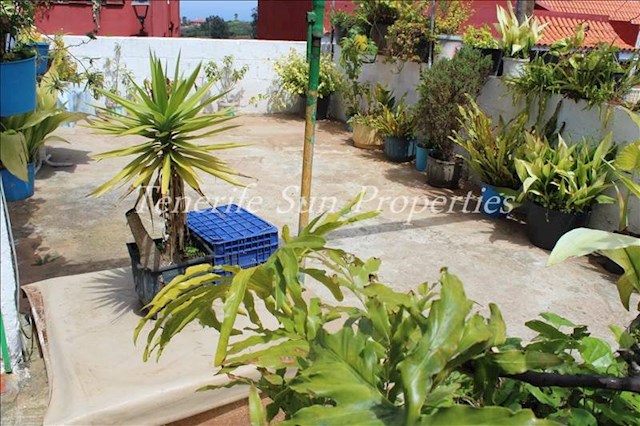 4 slaapkamer Finca/Landhuis te koop in Tacoronte met garage - € 350.000 (Ref: 2775817)