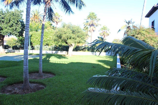 5 soveværelse Finca/Landehus til salg i Puerto de la Cruz med garage - € 3.325.000 (Ref: 2803701)