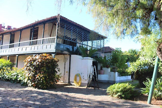 5 soveværelse Finca/Landehus til salg i Puerto de la Cruz med garage - € 3.325.000 (Ref: 2803701)