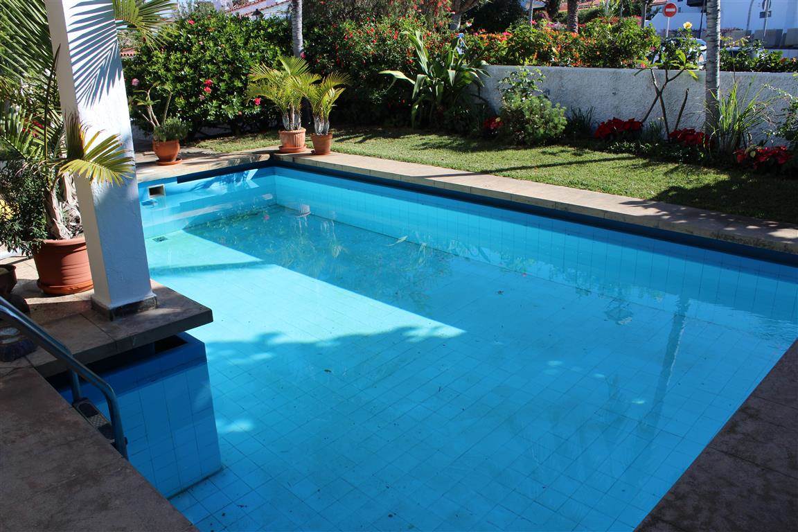 5 soveværelse Villa til salg i Puerto de la Cruz med swimmingpool garage - € 2.500.000 (Ref: 2811366)