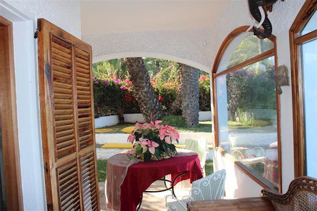 5 soveværelse Villa til salg i Puerto de la Cruz med swimmingpool garage - € 2.500.000 (Ref: 2811366)