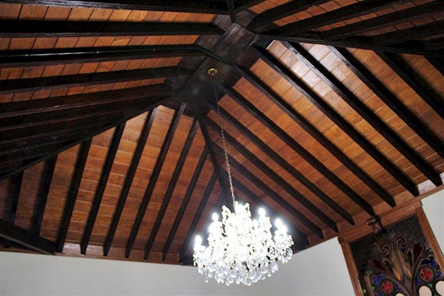 10 makuuhuone Kaupallinen myytävänä paikassa Puerto de la Cruz mukana 
autotalli - 2 100 000 € (Ref: 3020449)