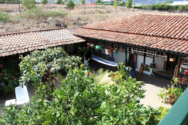 5 bedroom Finca/Country House for sale in La Orotava with pool garage - € 3,500,000 (Ref: 3198744)