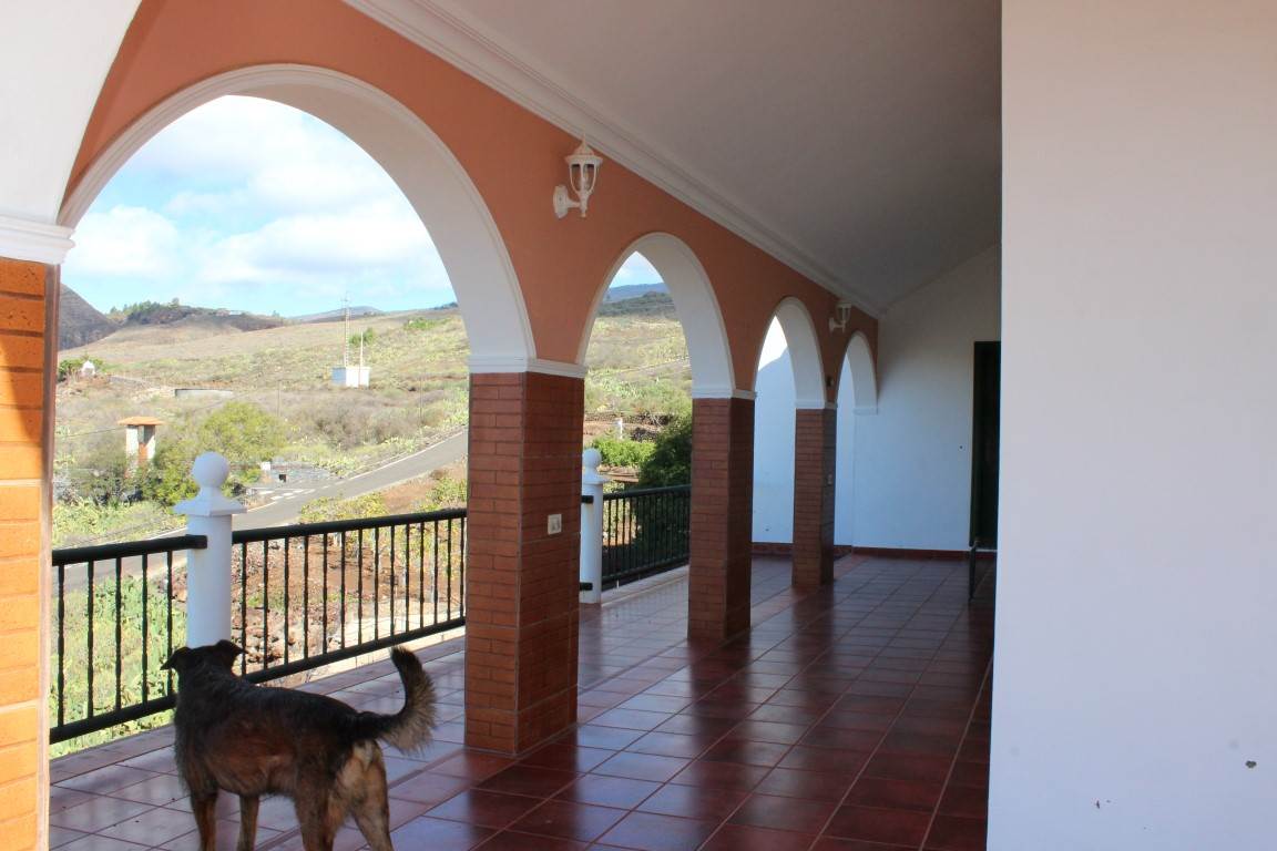 3 quarto Moradia para venda em Arona com garagem - 1 200 000 € (Ref: 3218942)