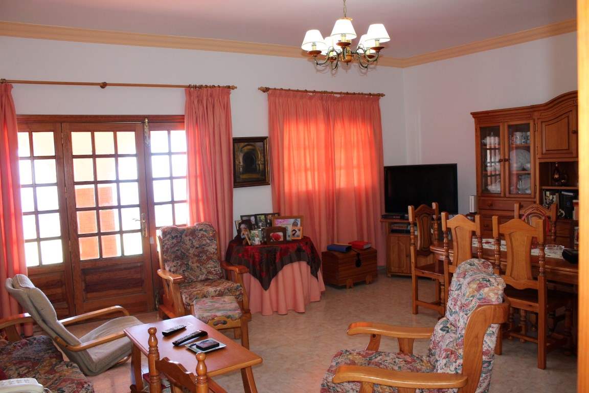 3 quarto Moradia para venda em Arona com garagem - 1 200 000 € (Ref: 3218942)