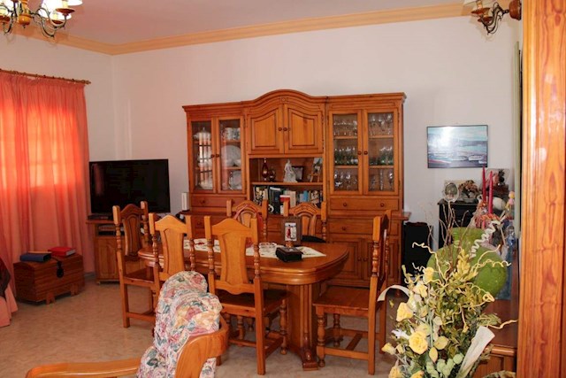 3 Zimmer Villa zu verkaufen in Arona mit Garage - 1.200.000 € (Ref: 3218942)