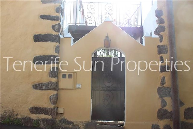 5 makuuhuone Maalaistalo myytävänä paikassa Tacoronte - 750 000 € (Ref: 3562274)