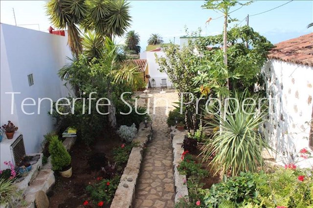 5 makuuhuone Maalaistalo myytävänä paikassa Tacoronte - 750 000 € (Ref: 3562274)