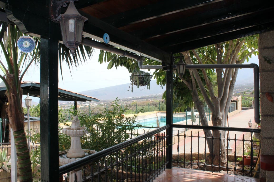 4 soveværelse Finca/Landehus til salg i Arafo med swimmingpool garage - € 850.000 (Ref: 4047202)