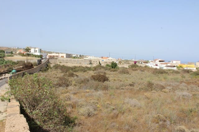 Finca/Landehus til salg i El Salto, Granadilla de Abona - € 1.500.000 (Ref: 4270376)