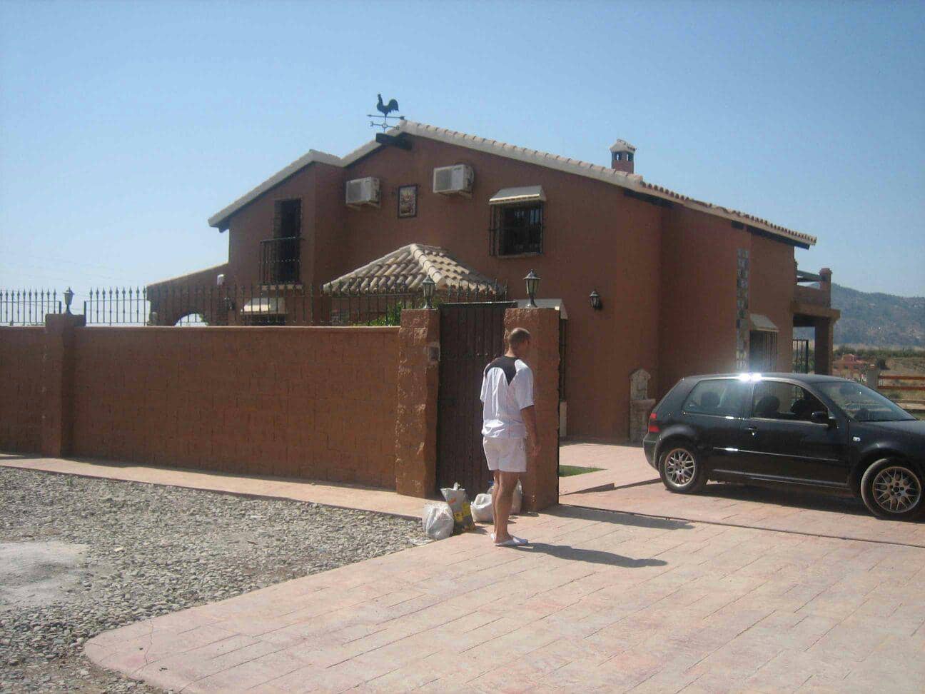 4 soveværelse Villa til salg i Cartama med swimmingpool garage - € 485.000 (Ref: 4562730)