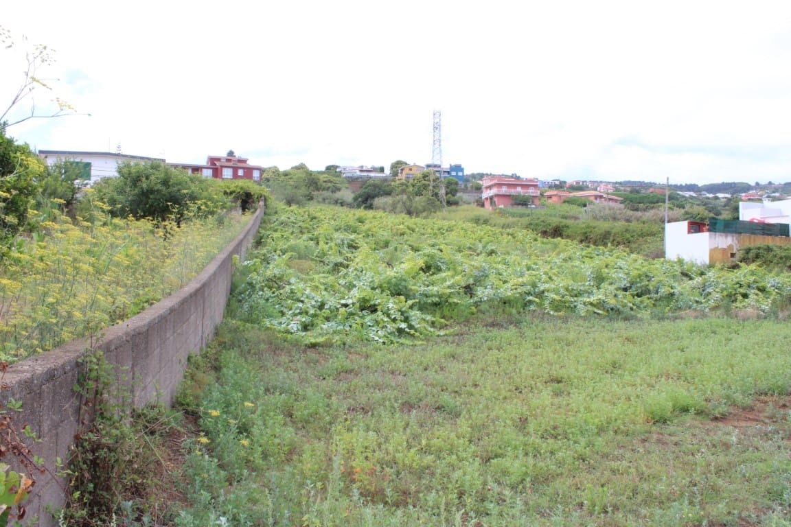 Terreno Não Urbanizado para venda em Agua Garcia - 300 000 € (Ref: 4706143)
