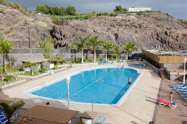 3 sypialnia Apartament na sprzedaż w Los Gigantes, Santiago del Teide z basenem garażem - 545 000 € (Ref: 5041004)