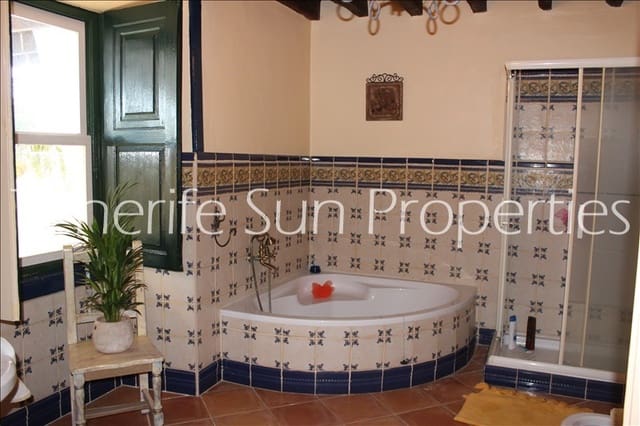 4 slaapkamer Huis te koop in Tacoronte - € 640.000 (Ref: 5110732)