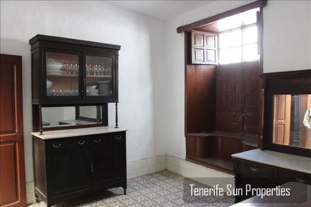 Huis te koop in La Orotava - € 440.000 (Ref: 5302569)