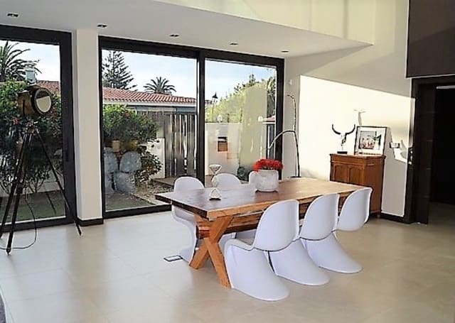 5 soveværelse Villa til salg i Guamasa, San Cristóbal de La Laguna med garage - € 850.000 (Ref: 5879392)