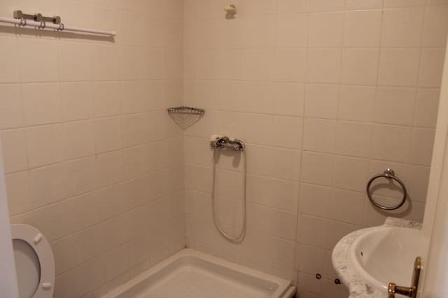 Kommersiell til salgs i Santa Cruz de Tenerife med garasje - € 200 000 (Ref: 6105903)