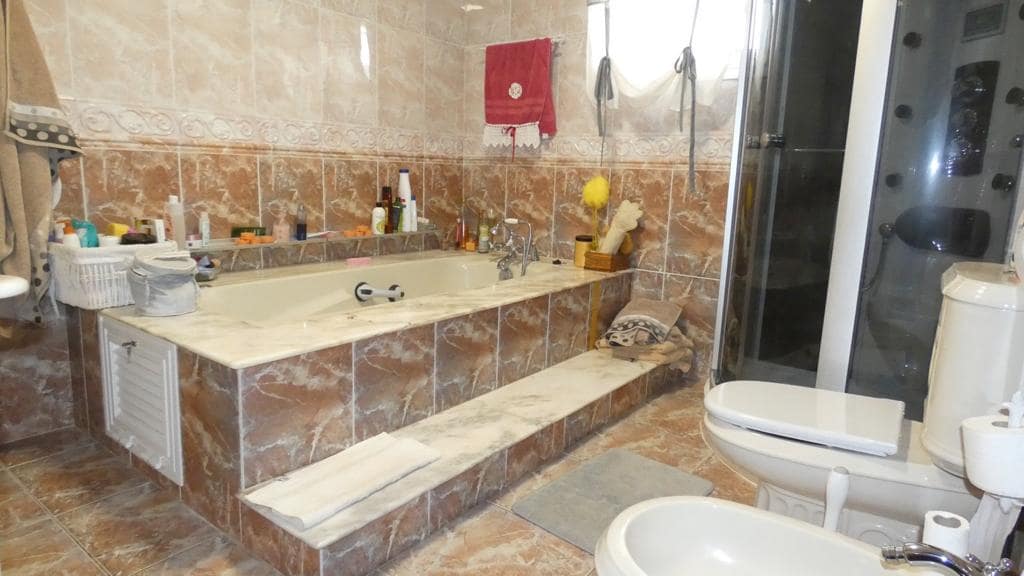 3 soveværelse Villa til salg i Puerto de la Cruz med swimmingpool - € 960.000 (Ref: 7090411)