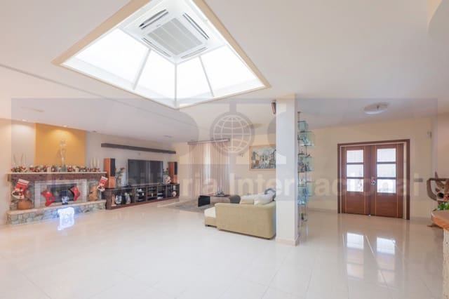 4 soverom Villa til salgs i Puerto de la Cruz med svømmebasseng garasje - € 850 000 (Ref: 7337750)