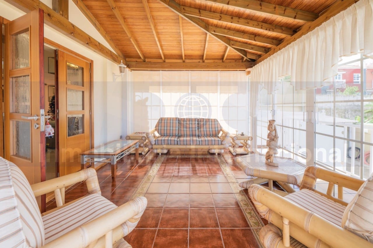 4 soveværelse Villa til salg i Puerto de la Cruz med swimmingpool garage - € 850.000 (Ref: 7337750)