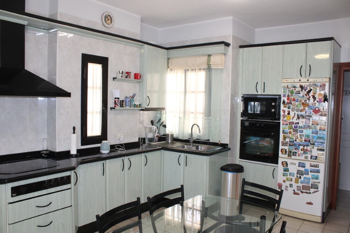 4 soveværelse Villa til salg i Barranco Hondo med garage - € 875.000 (Ref: 7540606)