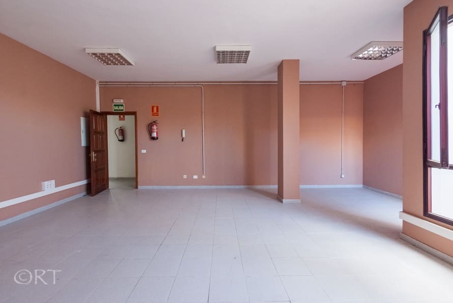 Erhverv til salg i Santa Cruz de Tenerife - € 95.998 (Ref: 7579841)