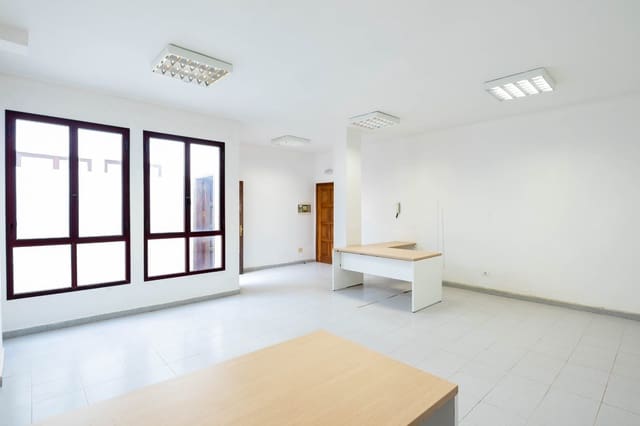 Erhverv til salg i Santa Cruz de Tenerife - € 95.998 (Ref: 7579841)