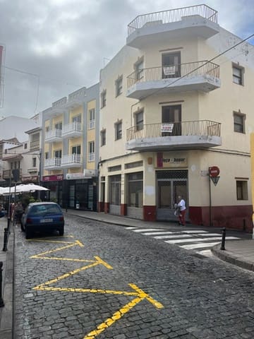 Kaupallinen myytävänä paikassa Icod de los Vinos mukana 
autotalli - 380 000 € (Ref: 7588300)