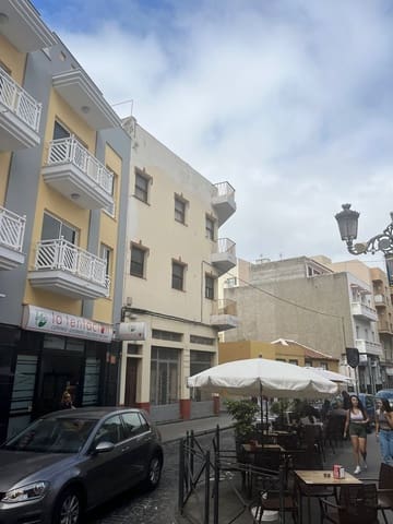 Kaupallinen myytävänä paikassa Icod de los Vinos mukana 
autotalli - 380 000 € (Ref: 7588300)