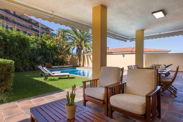 5 soverom Villa til salgs i Puerto de la Cruz med svømmebasseng garasje - € 2 500 000 (Ref: 7810038)