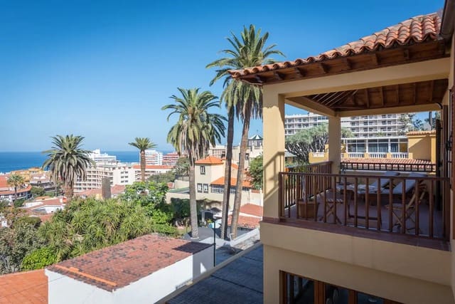 5 soverom Villa til salgs i Puerto de la Cruz med svømmebasseng garasje - € 2 500 000 (Ref: 7810038)