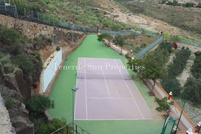 4 soverom Finca/Herregård til salgs i Granadilla de Abona med garasje - € 1 025 000 (Ref: 8032212)