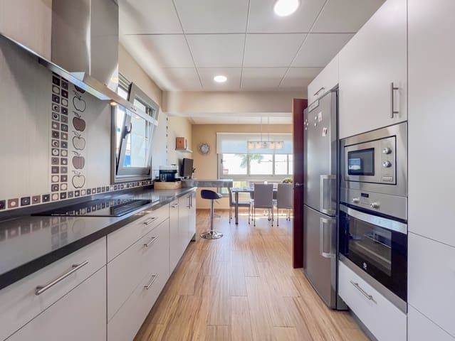 3 soverom Villa til salgs i La Matanza de Acentejo med svømmebasseng garasje - € 599 950 (Ref: 8176024)