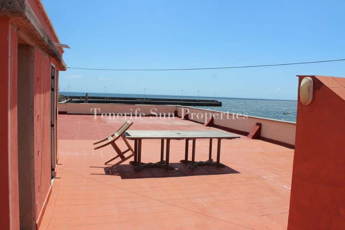 4 soveværelse Villa til salg i El Medano med garage - € 729.000 (Ref: 8210154)