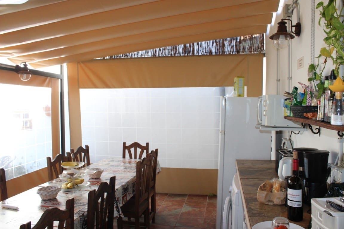 6 soveværelse Guesthouse/B & B til salg i Icod de los Vinos - € 995.000 (Ref: 8253087)