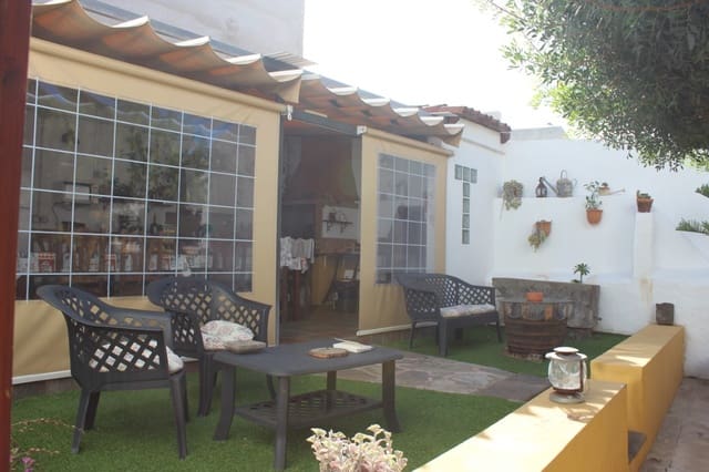 6 makuuhuone Majatalo/aamiaismajoitus myytävänä paikassa Icod de los Vinos - 995 000 € (Ref: 8253087)