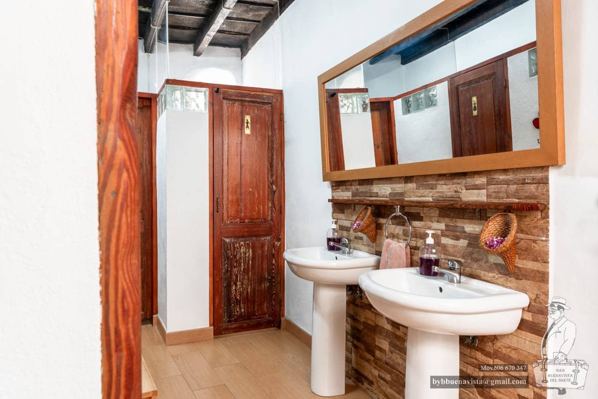 6 soveværelse Guesthouse/B & B til salg i Icod de los Vinos - € 995.000 (Ref: 8253087)