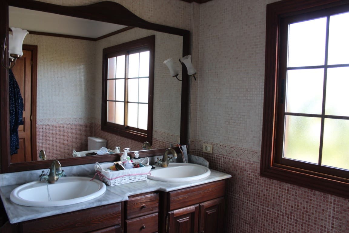 5 soveværelse Finca/Landehus til salg i La Orotava med swimmingpool garage - € 995.000 (Ref: 8268591)